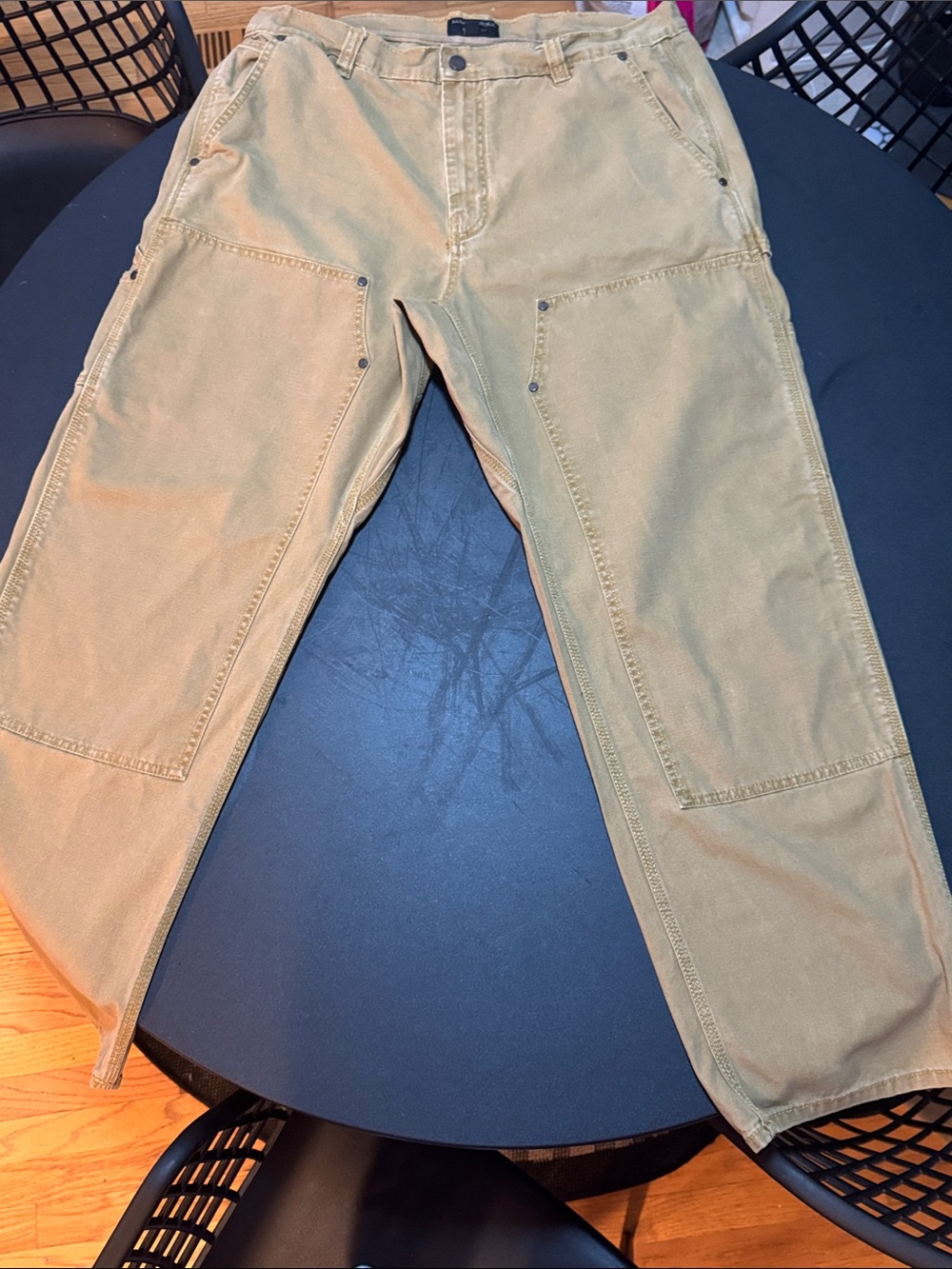 Banana Republic Men's Cargo Pants - Tan Workwear Style